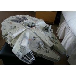 Star Wars Electronic Millenium Falcon