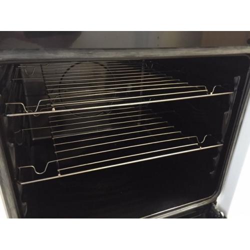 AMICA freestanding electric oven & hob - "landlord's special" practically brand new