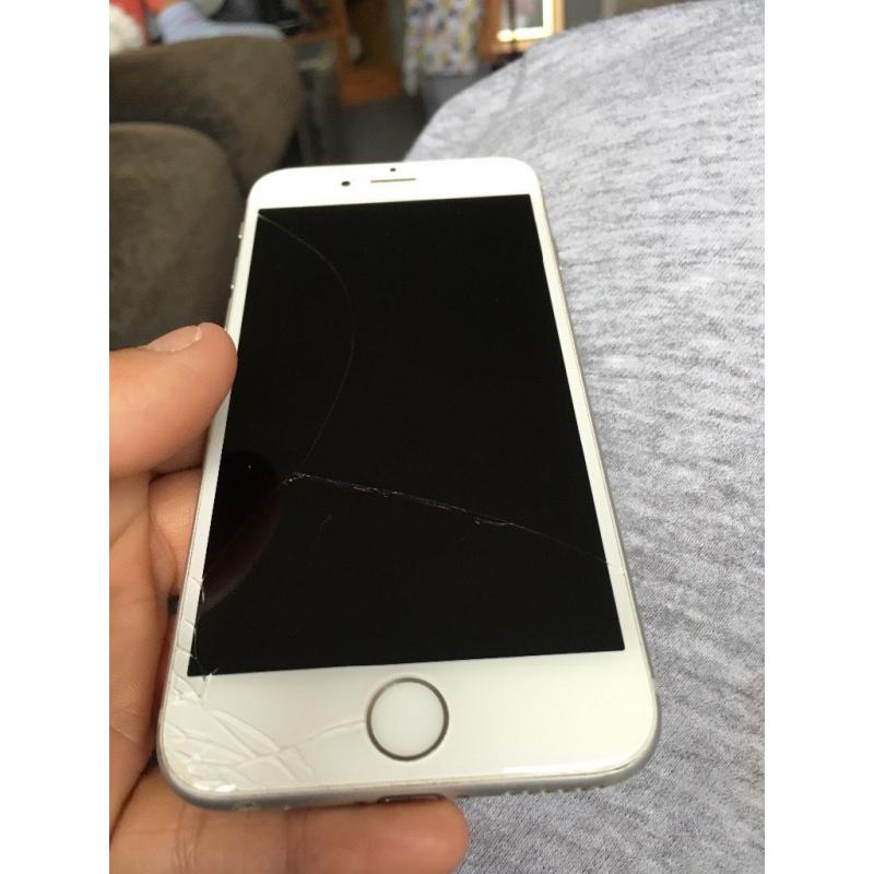 iPhone 6 16gb in silver