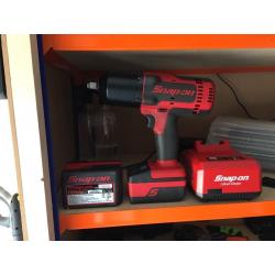 Snap on 18v Impact wrench Cteu-8850 brand new
