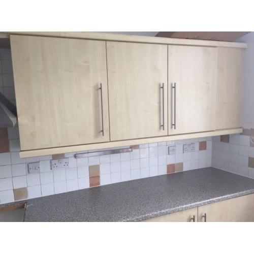 Kitchen units for FREE, includes integrated fridge and freezer, good condition, come and get them