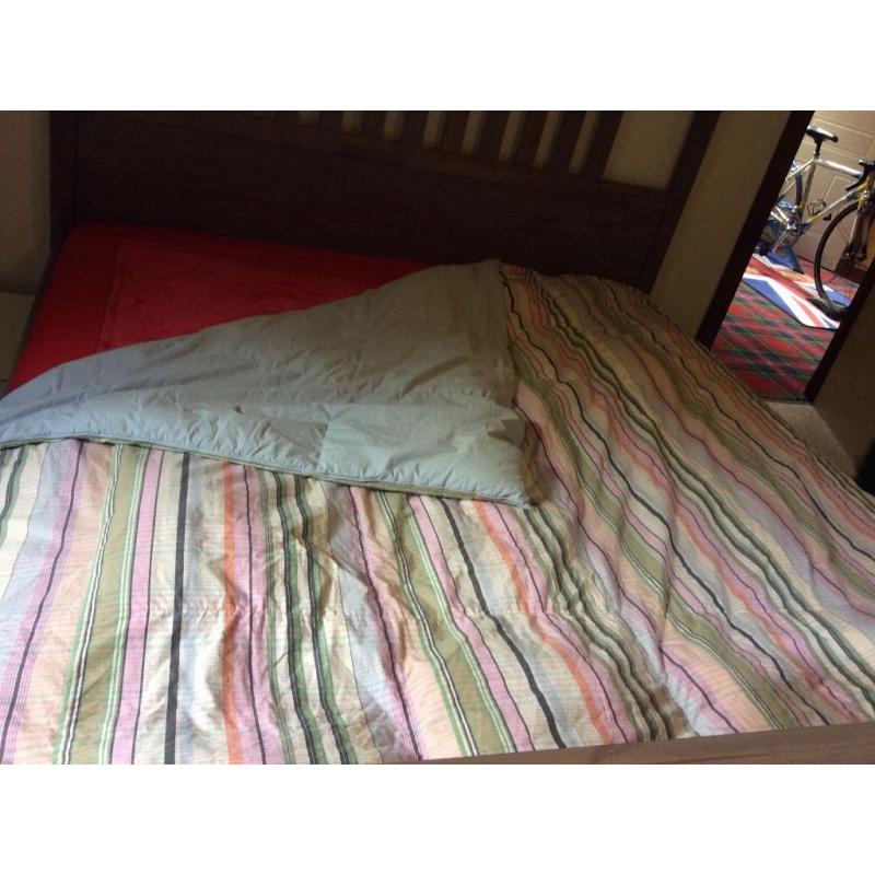 Ralph Lauren king size comforter and matching cushions - reversible feather filled - excellent