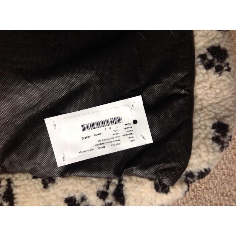 Dog bed small (26"x19")