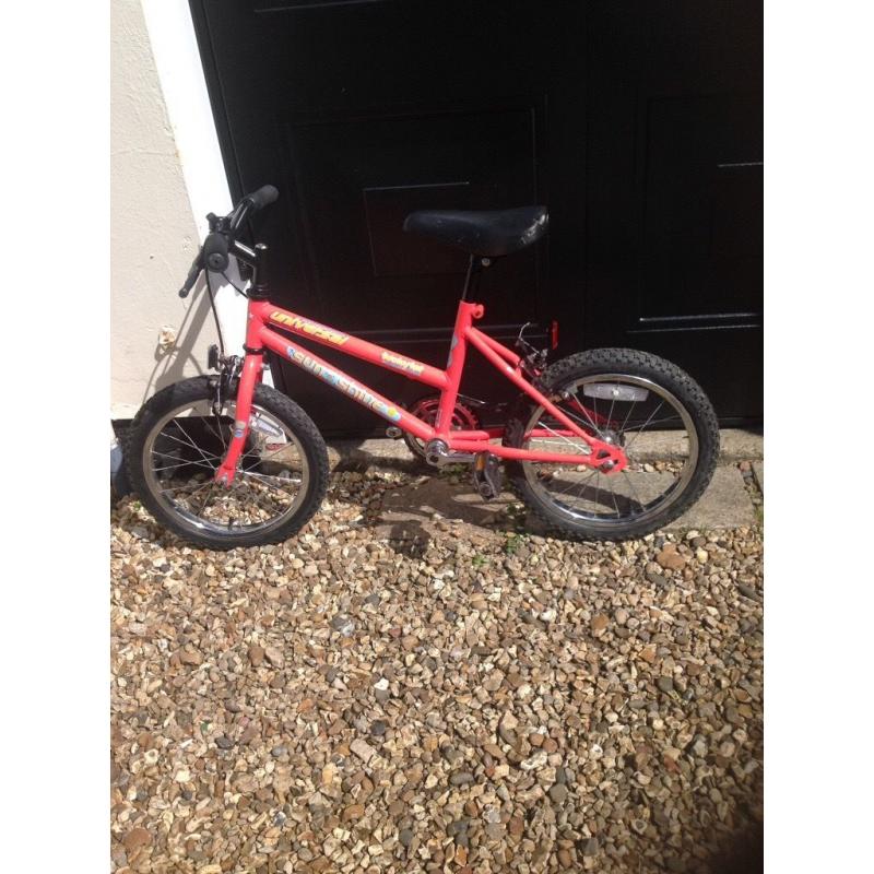 Girls pink bike (Universal sunshine)