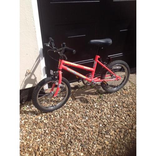 Girls pink bike (Universal sunshine)