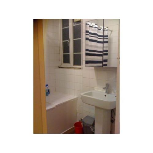 Golders Green / Finchley Central