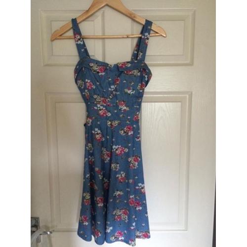 apricot dress size 8