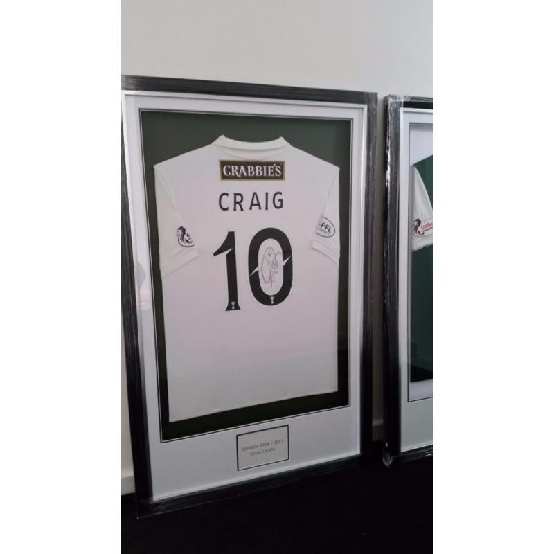 Hibernian FC signed framed shirt-Liam Craig