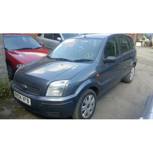 Breaking Ford Fiesta Fusion 2 - 2004