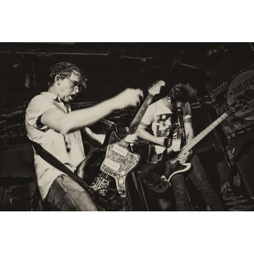 DRUMMER & BASSIST WANTED / PUNK / NOISE / HARDCORE