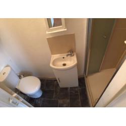 Double en-suite room great location, E13