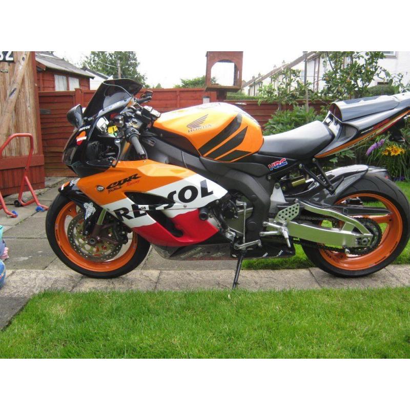 Honda CBR1000RR-5, very good condition having to sell as moved abroad, quick sale