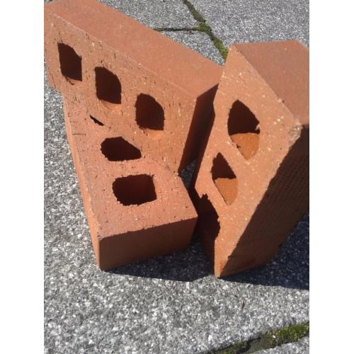850 ENGINEERING BRICKS ( Will sell separately)