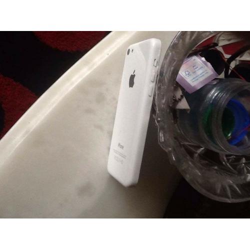 White iPhone 5c with little airline crack but hardly noticable in corner plus.....