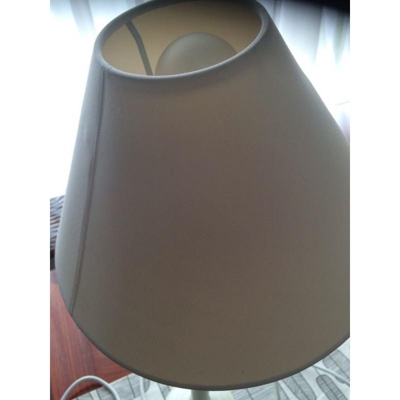 2 lamps