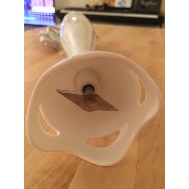 Hand blender