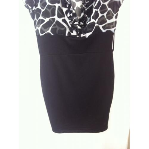 Womens Lili black and white ruffled print dress, size 12