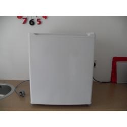 benchtop fridge with small freezer compartment