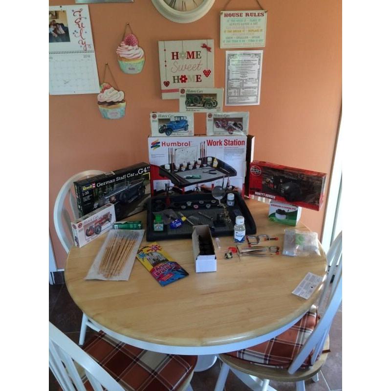 Humbrol work station and accessories