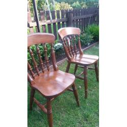 2X FARMHOUSE CHAIRS AND 5 X PADDED CHAIRS