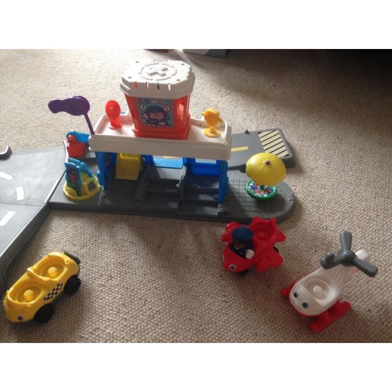 Fisher Price Littlepeople Discovery Airport