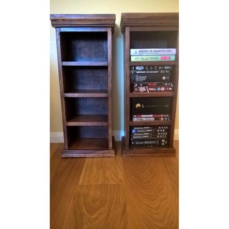 Small wooden bookshelves 2x