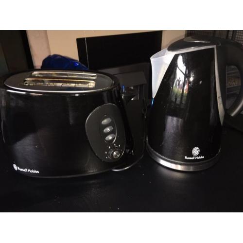 Russell Hobbs black high gloss toaster and kettle