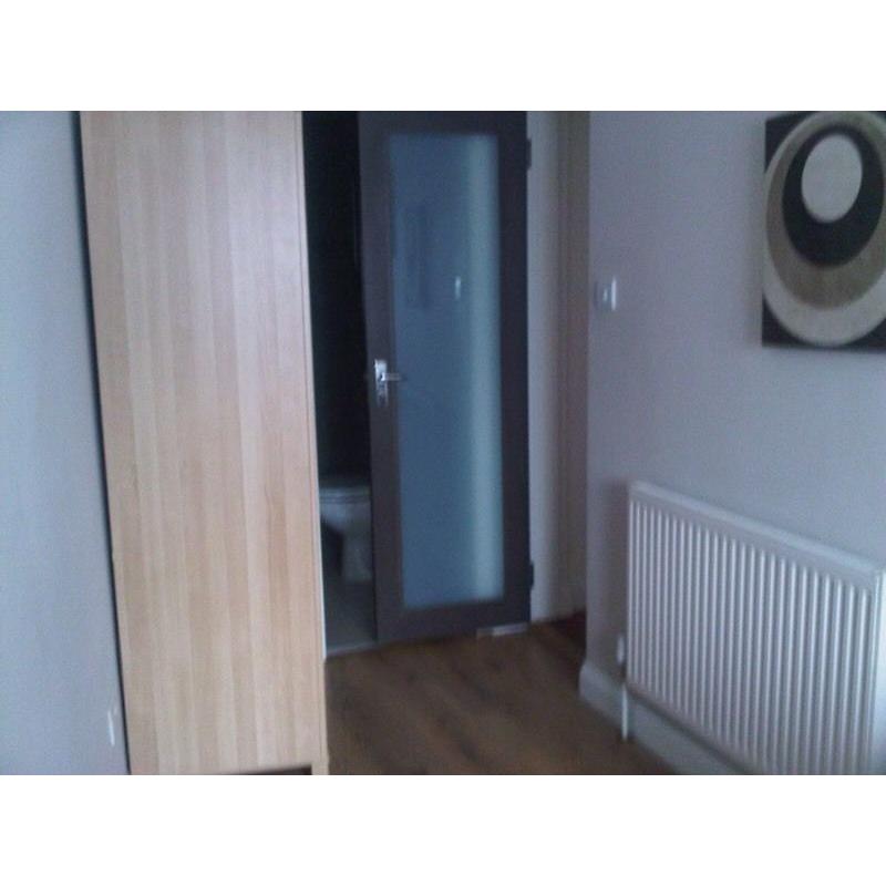 DOUBLE ROOM INCLUDING BILLS