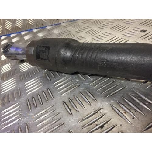 Snap on 3/8 inch air ratchet time and work saving tool have a compressor too