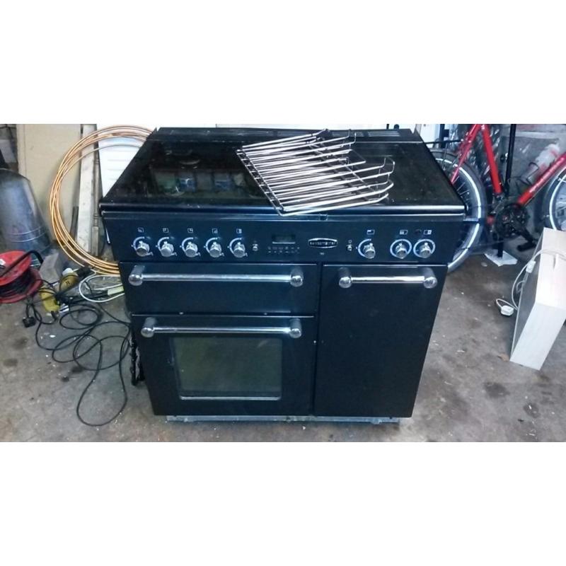 Rangemaster 90 in goid used condition with extractor