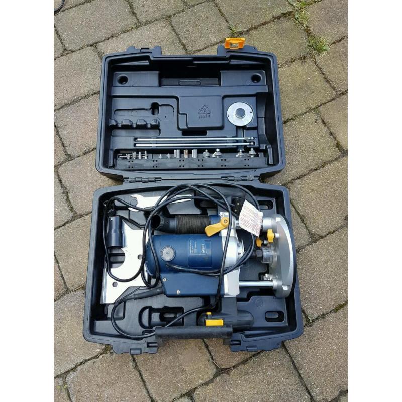 Spares or repair 2050W router