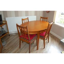 Schreiber Dining table & 4 chairs