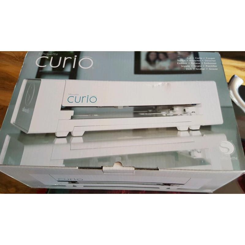 Silhouette curio craft machine