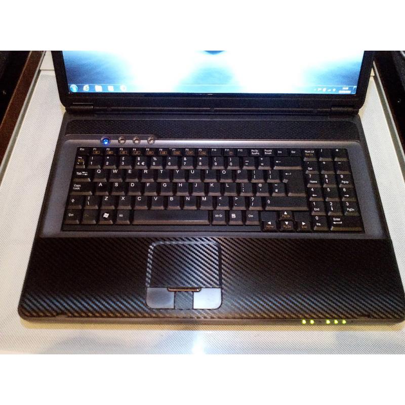 NOVATECH m670sru 17" LAPTOP FOR SALE