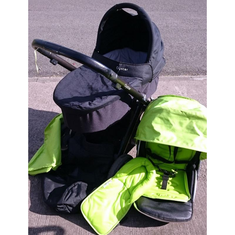 Babystyle Oyster Travel System in Green