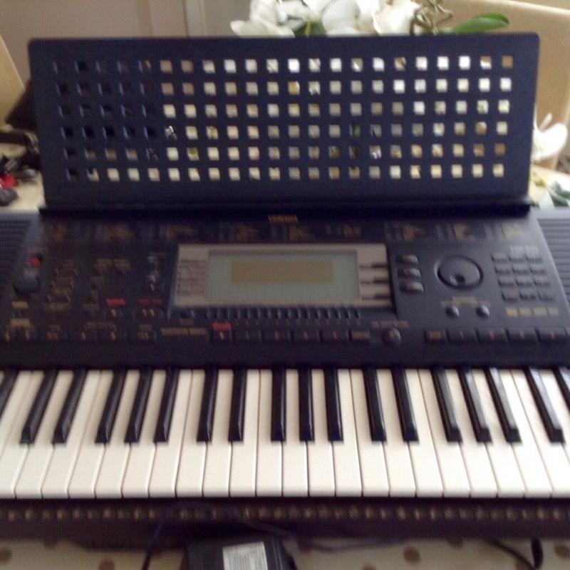YAMAHA PSR-630 Keyboard