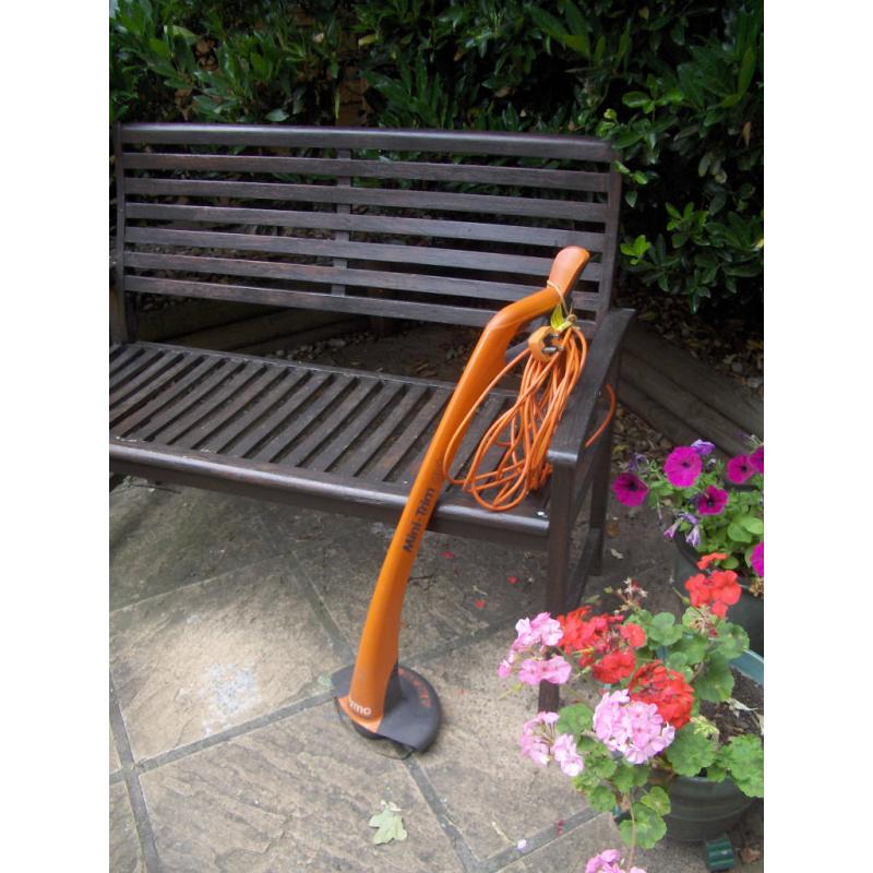 Flymo Mini-Trim Garden strimmer FULLY WORKING