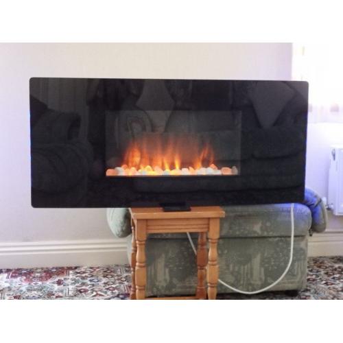 CHARLTON AND JENRICK WALL MOUNTED 1500W HEATER