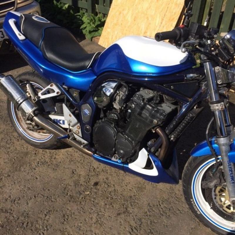 Suzuki bandit 1200 custom paint