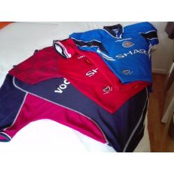 4 MANCHESTER UNITED FOOTBALL SHIRTS FOR SALE SIZE 12 TO 14