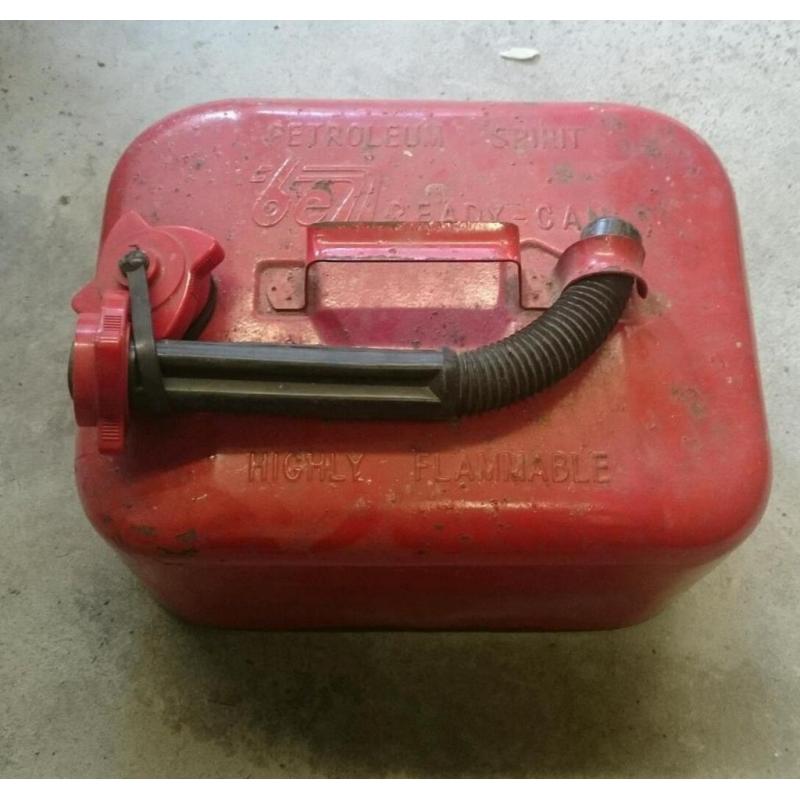 Red metal fuel can