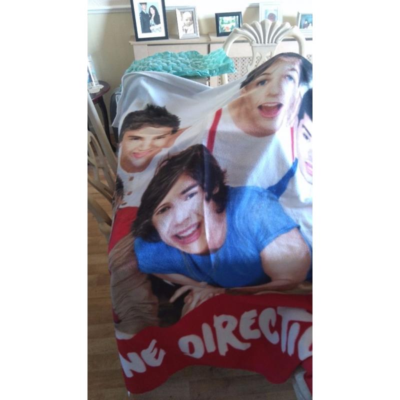29 one direction items most new ,