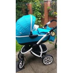 BEBETTO SILVIA Pram/ Pushchair/ Carrycot 3 in 1 Travel System