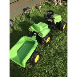 Great kids ride on pedal Tractor