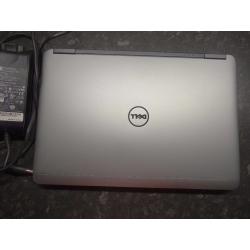 Dell Latitude E7240 ultrabook i5 4300u 1.9GHz-4GB-120GB SSD-12.5 LED Dell warranty May 2017 270