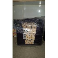 New unused munchkin travel booster seat
