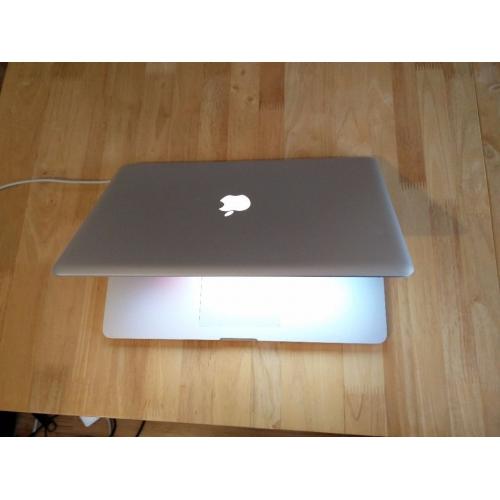 Macbook Pro 15" Late 2008 A1286 8GB Ram 160B Intel SSD