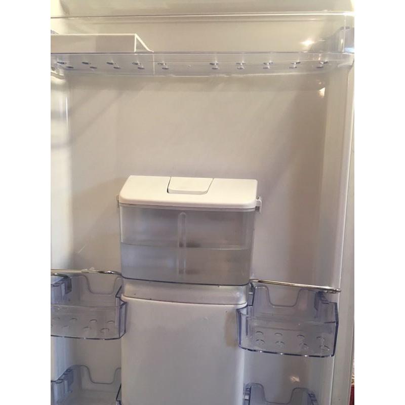 BEKO fridge freezer with water dispenser
