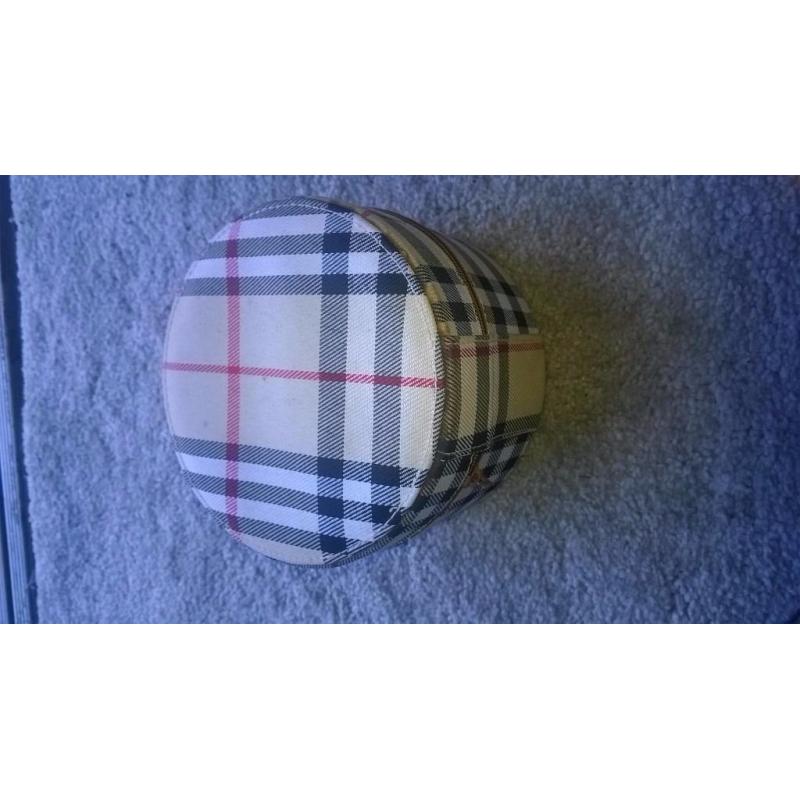 BURBERRY BOX