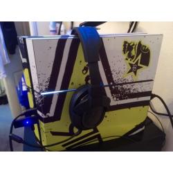 Sony Ps4 - The Encharted Collection - 500gb - 6 Top Games,Turtle Beach wireless Headset